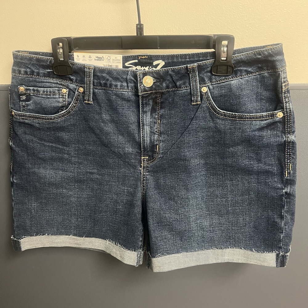 Seven7 Weekend Short‎ Rolled Cuff Denim Shorts 5" Inseam NWT Size 12 Women's